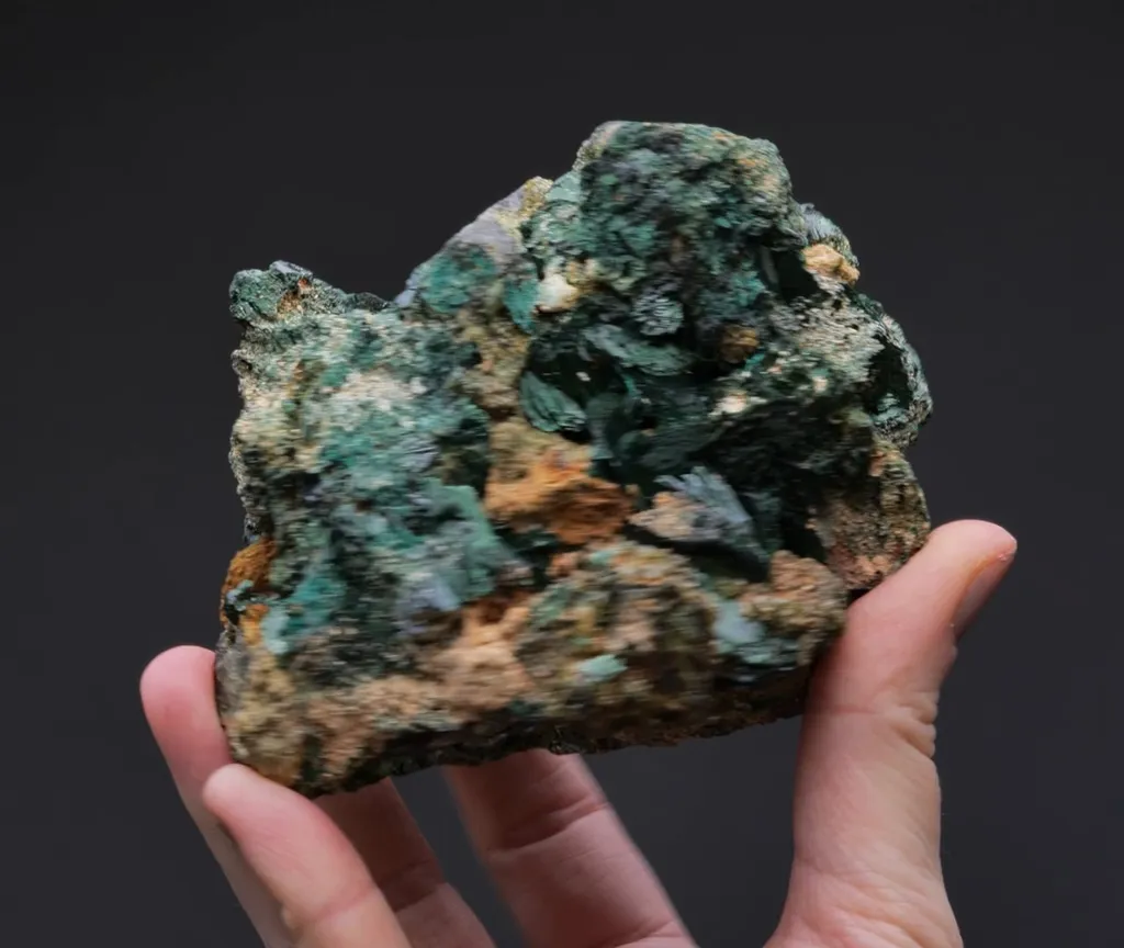 Szenicsite with Cuprian Powellite - image 2
