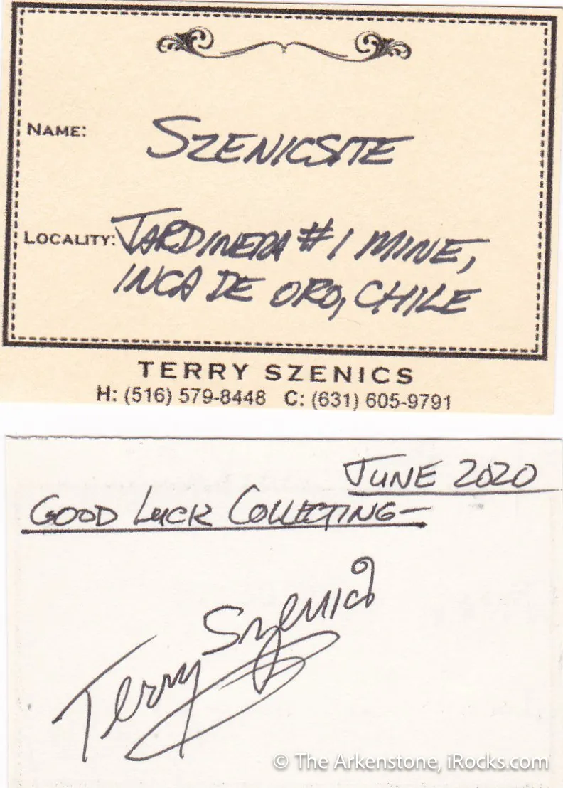 Szenicsite with Powellite (Cuprian) - image 4