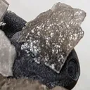 Tabular quartz with globular manganese - image 8