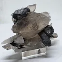 Tabular quartz with globular manganese - image 3