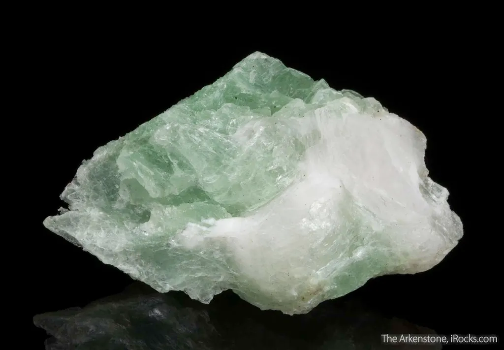 Talc (crystallized) image