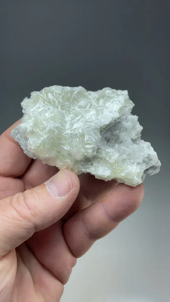 Talc with Dolomite - image 2