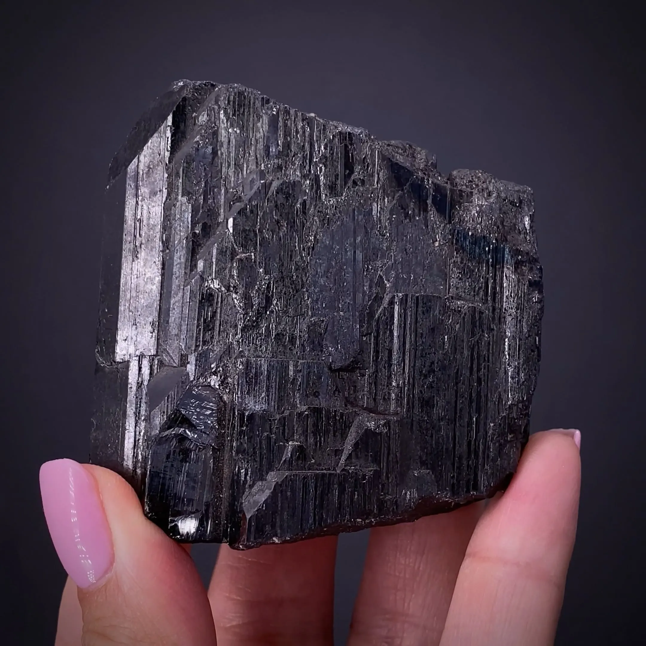 Tantalite-(Fe) - image 1