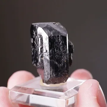 Tantalite-(Mn)