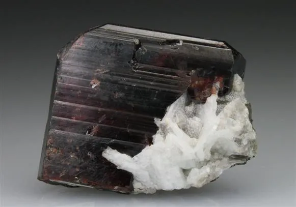 Tantalite-(Mn) - image 1