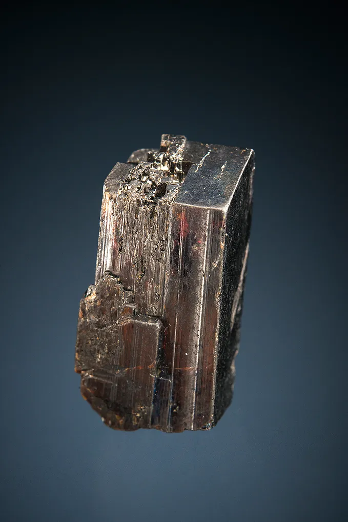 Tantalite-(MN) image
