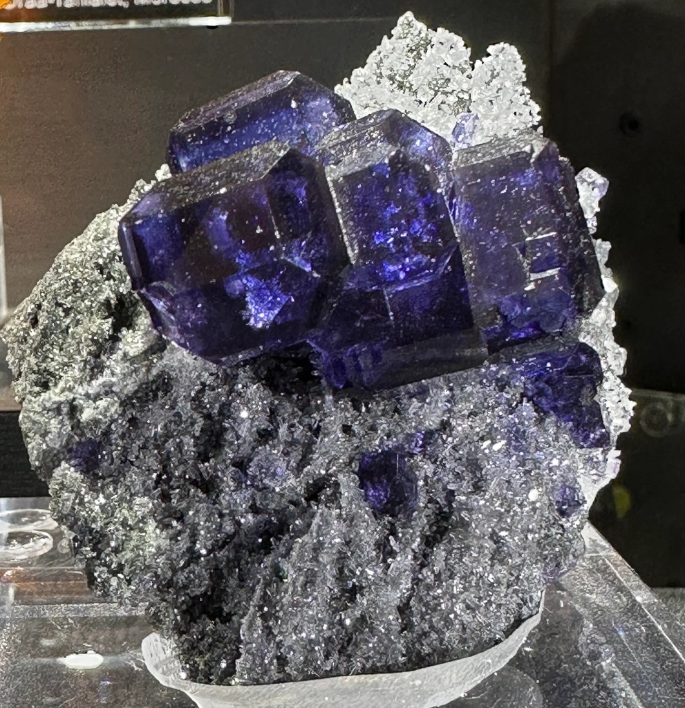 "Tanzanite" Fluorite image