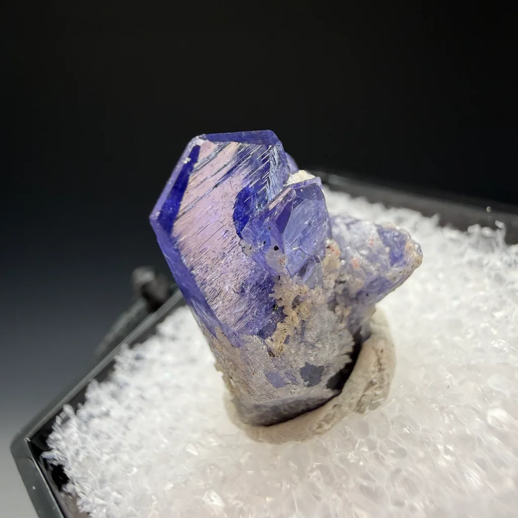 Tanzanite from Merelani Hills, Manyara Region, Tanzania - image 3