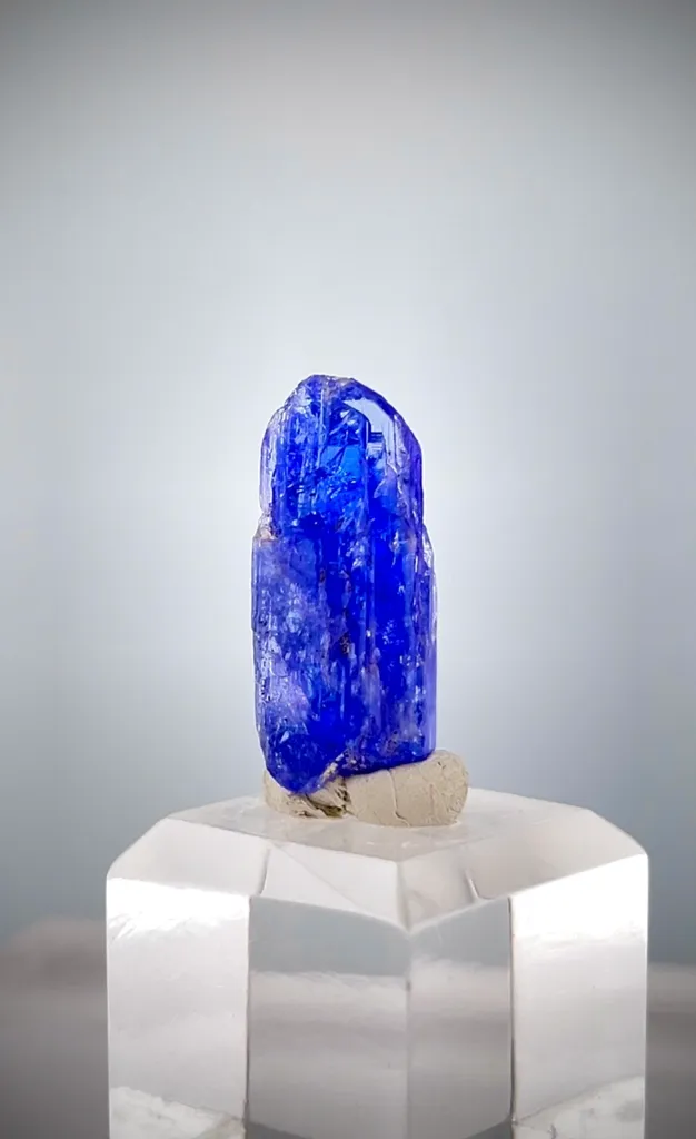 Tanzanite from Tanzania - image 8