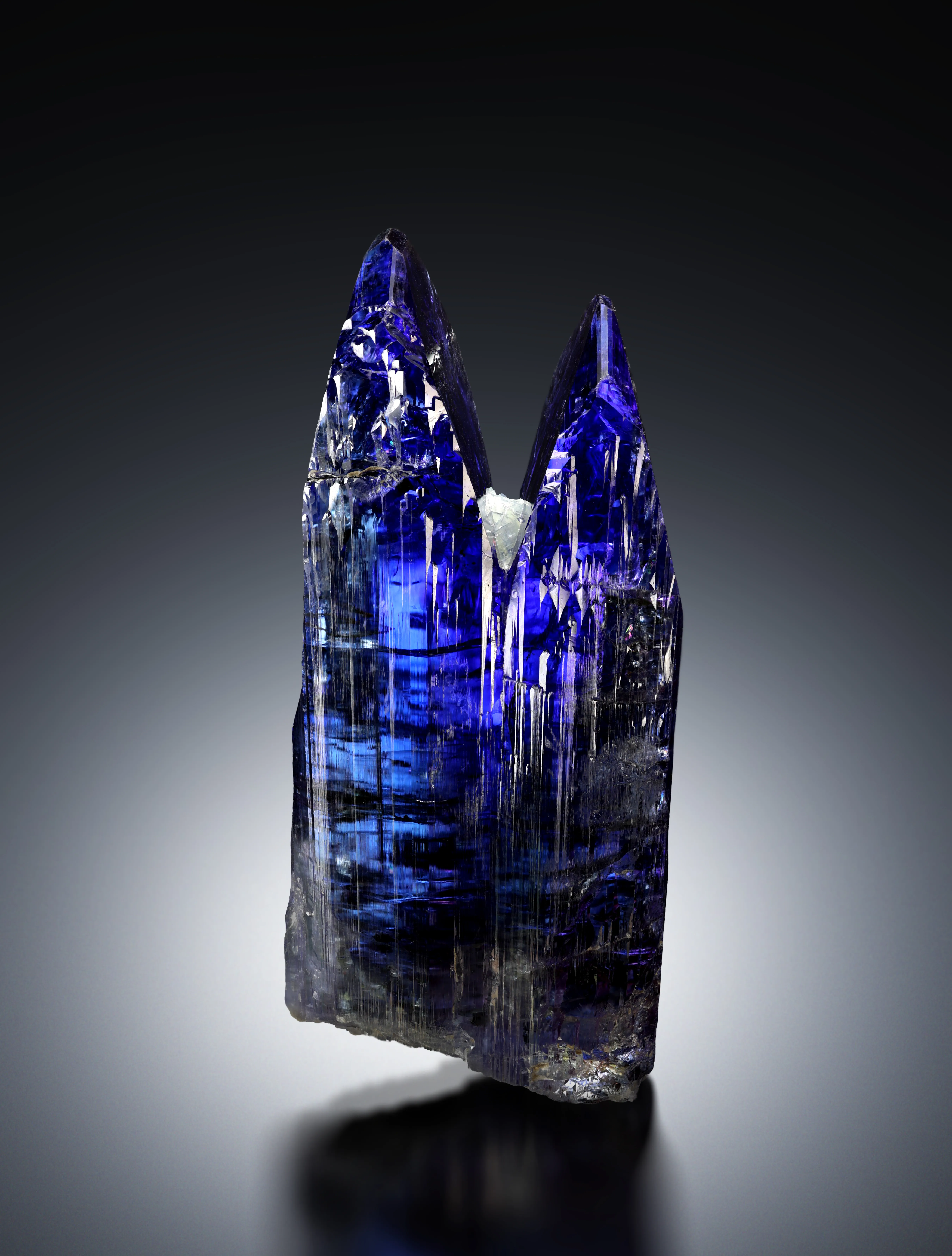 Tanzanite from Tanzania, Arusha Region, Merelani Hills - image 2