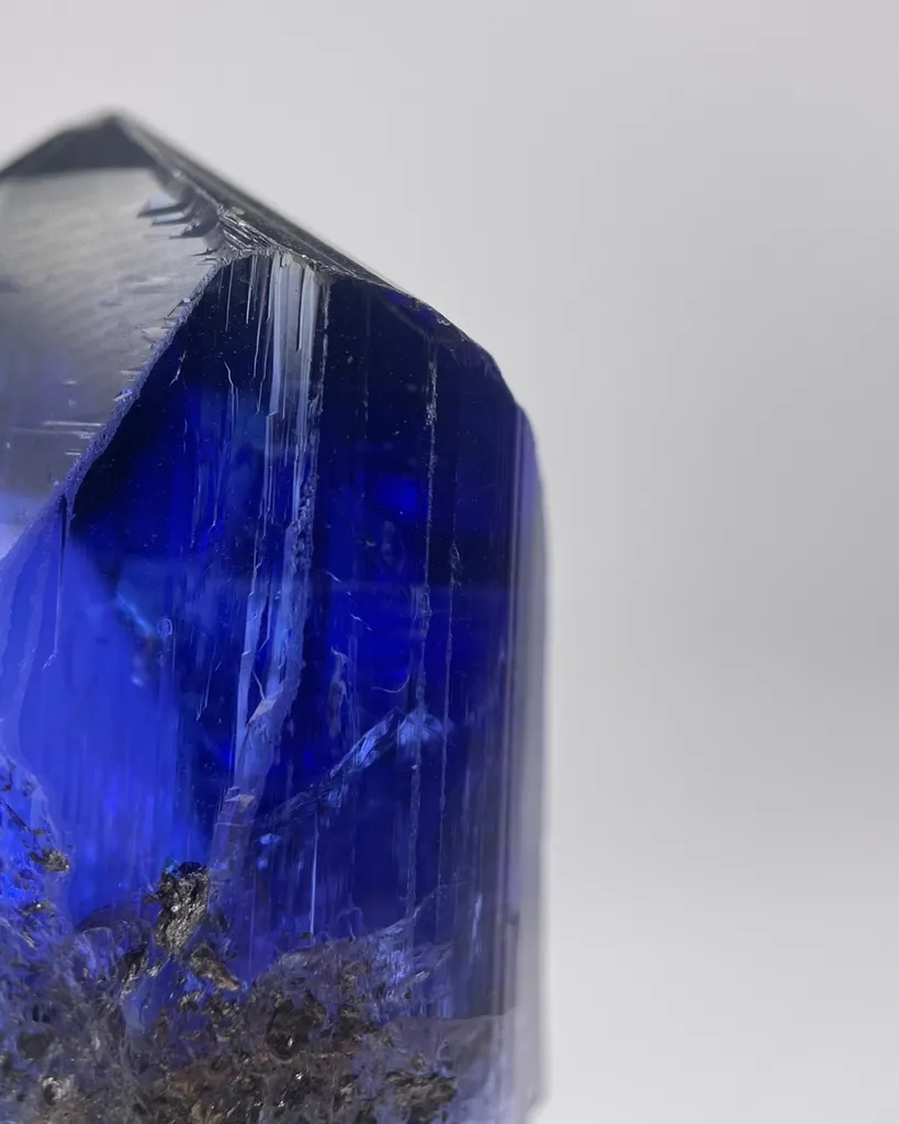Tanzanite from Tanzania - image 2