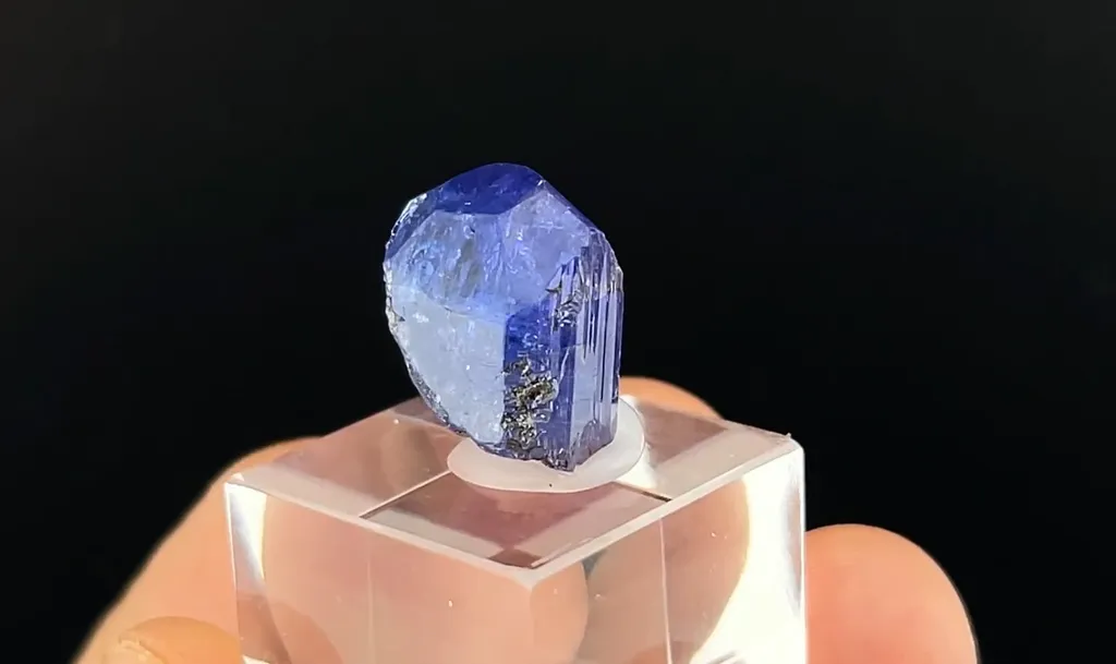 Tanzanite with Graphite - image 5