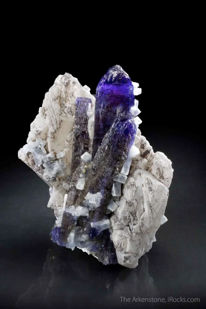 Tanzanite with Prehnite on Calcite image