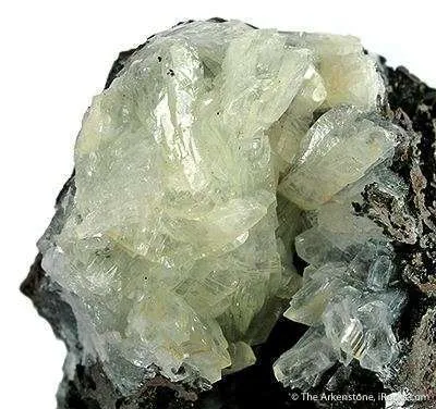 Tarbuttite - image 2