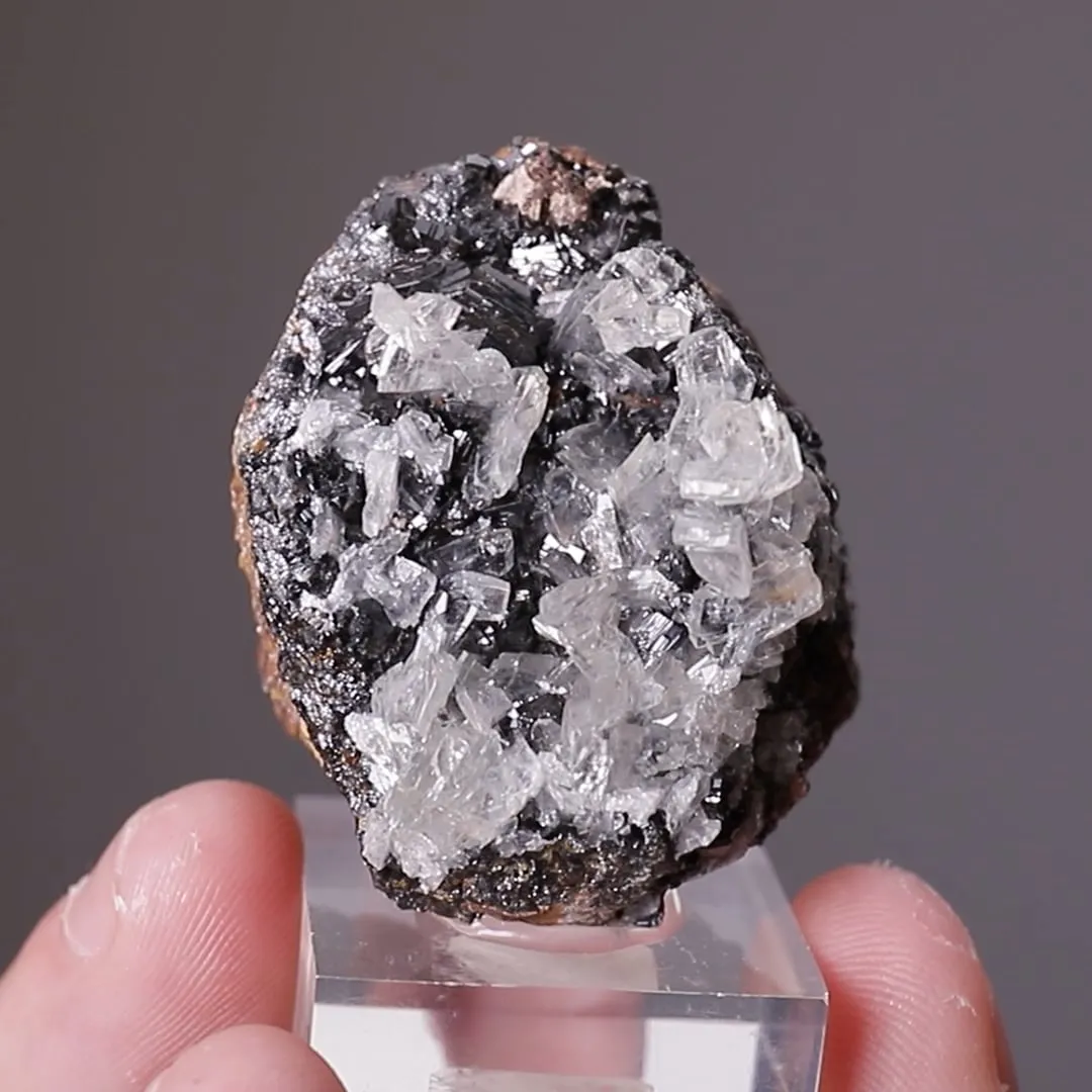 Tarbuttite on Sphalerite - image 2