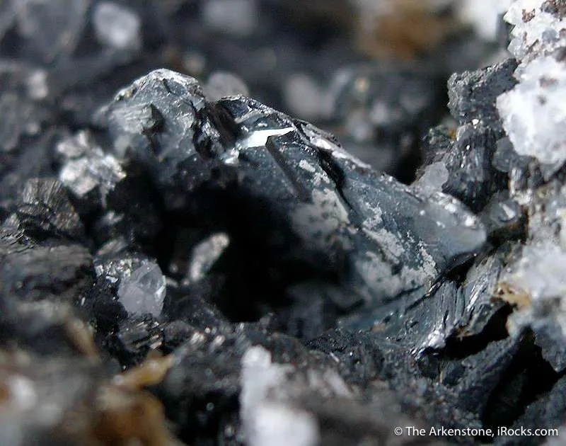 Teallite and Wurtzite on Cassiterite - image 5