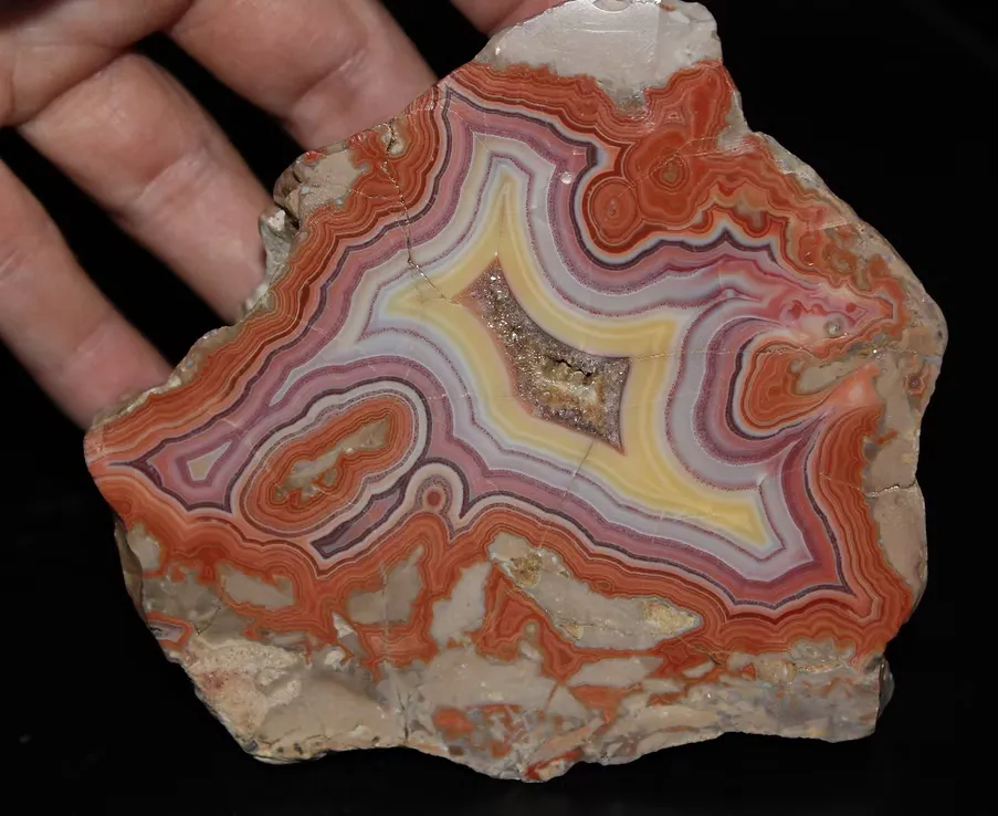 Teepee Canyon Agate from South Dakota image