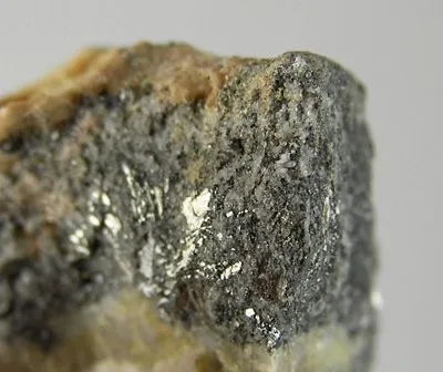 Tellurium, Quartz - image 2