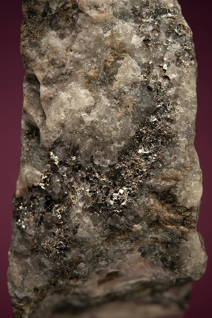 Tellurium with KRENNERITE (?) - image 2