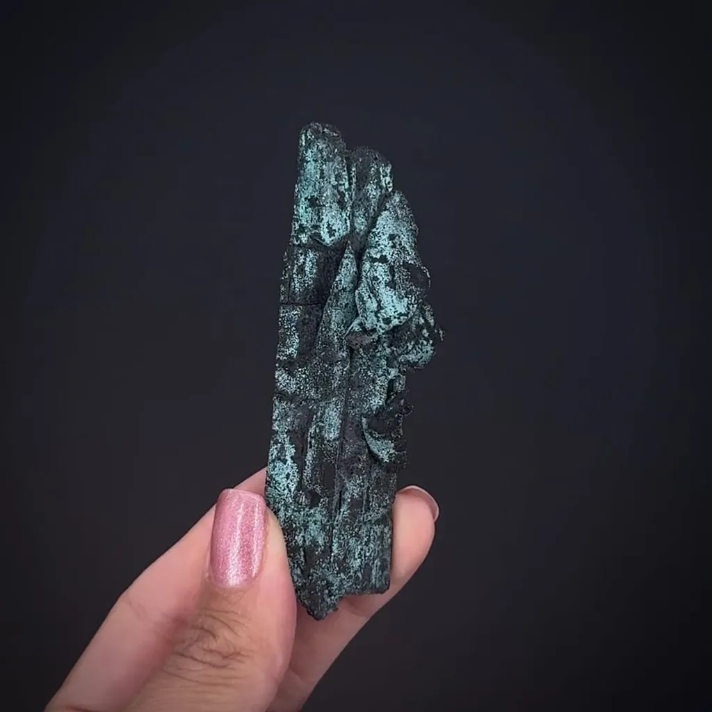 Tennanite ps. Enargite with Chrysocolla image