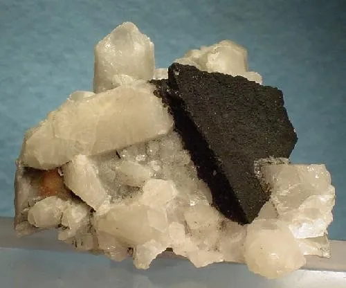 Tennantite, Quartz image