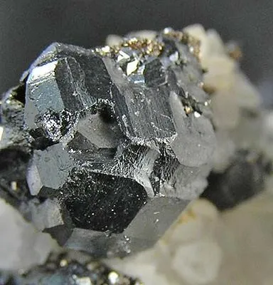 Tennantite, Quartz, Baryte - image 2