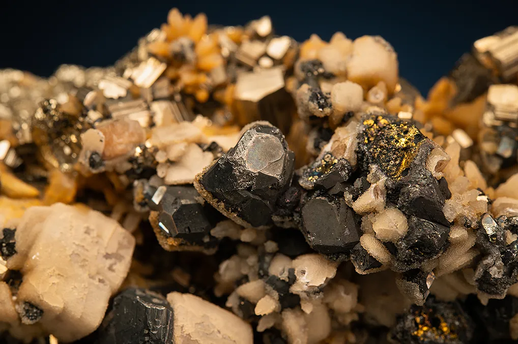 Tennantite with Chalcopyrite, Pyrite and Siderite - image 2