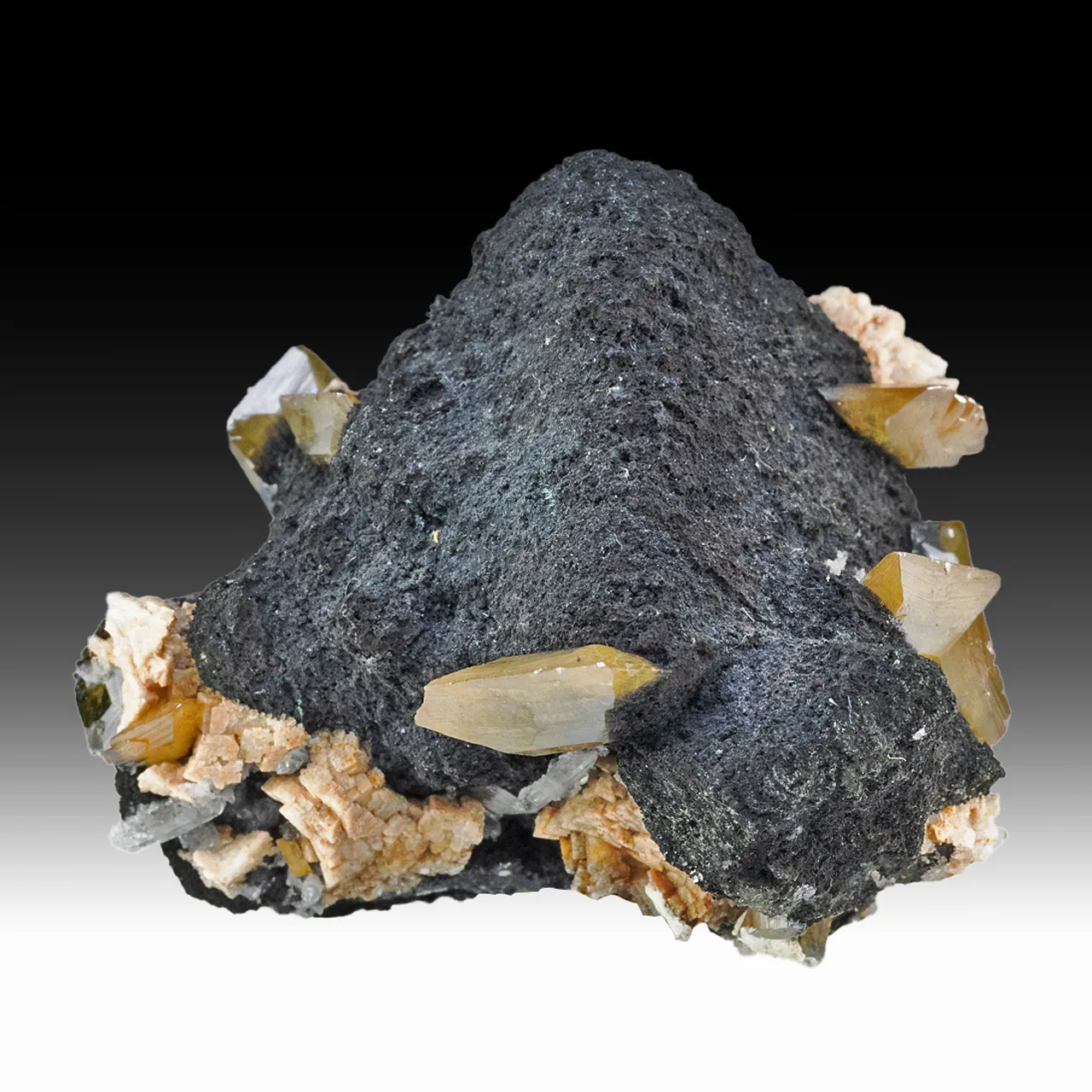 Tennantite with Wulfenite - image 1