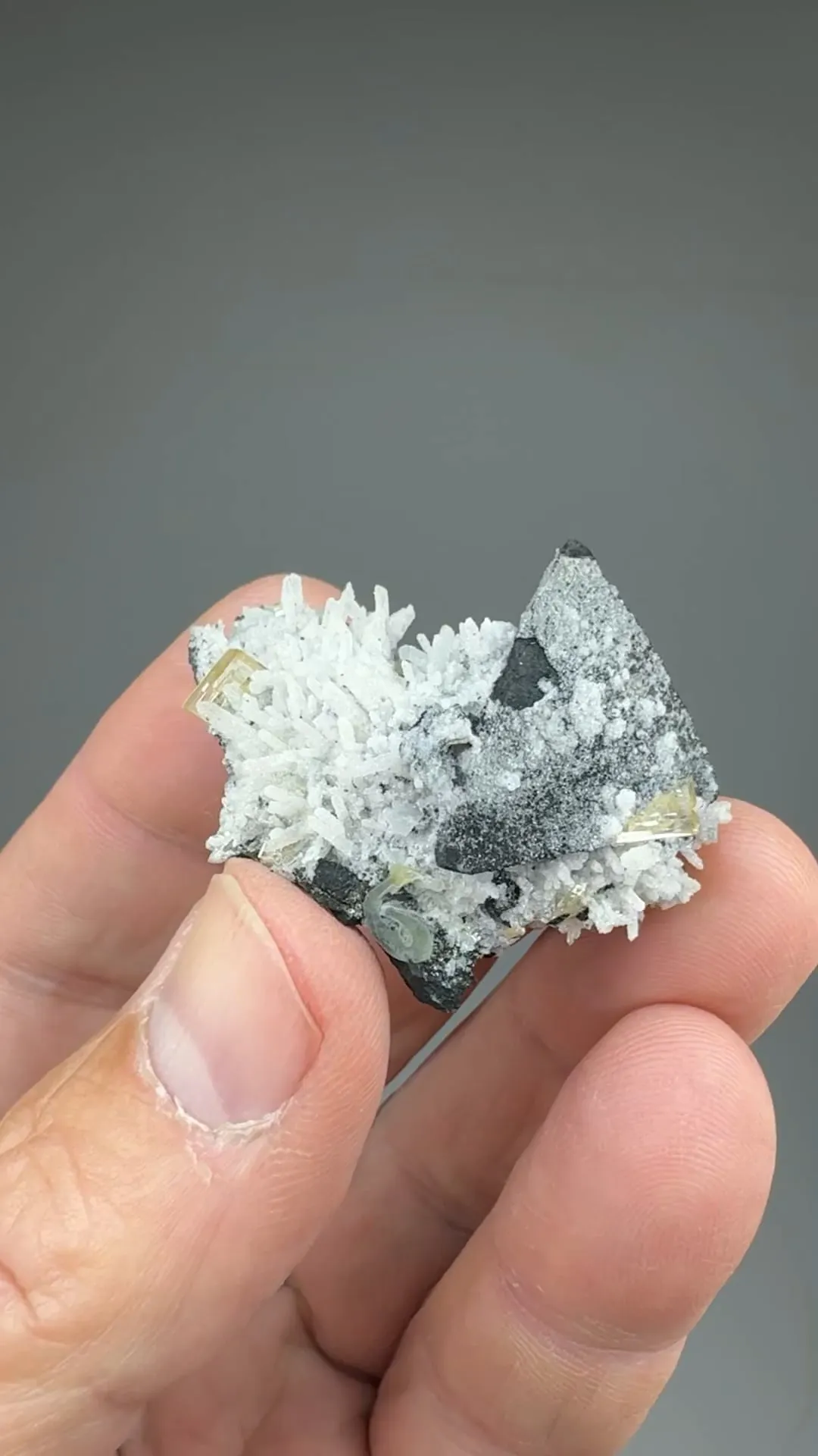 Tennantite with Wulfenite, Quartz - image 2