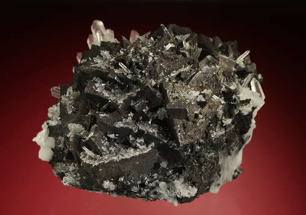 Tetrahedrite on Quartz - image 6