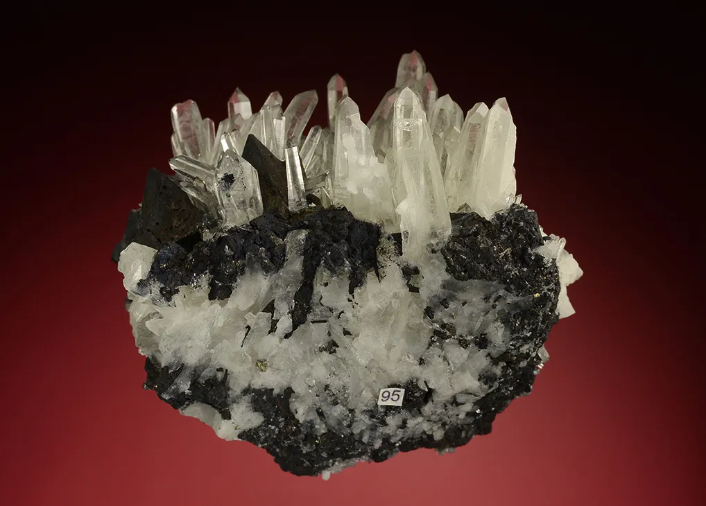 Tetrahedrite on Quartz - image 4