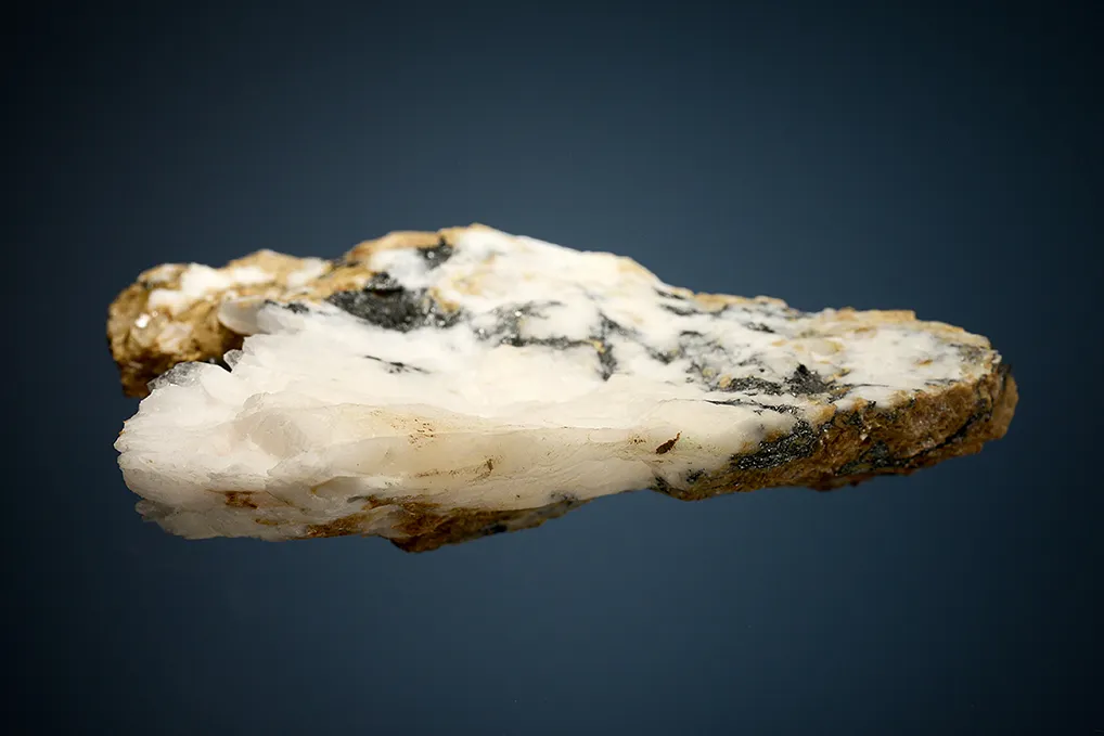 Tetrahedrite on Quartz and Siderite - image 6