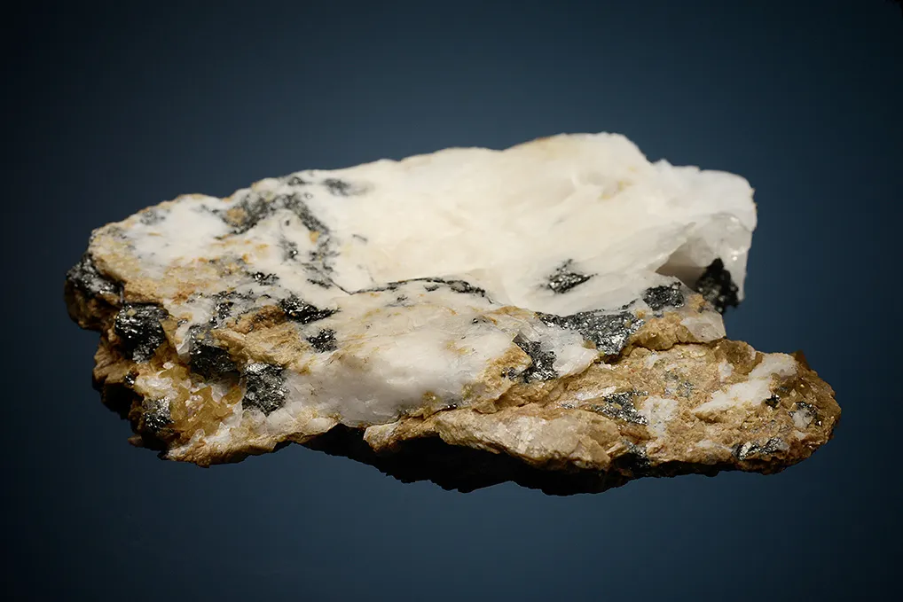Tetrahedrite on Quartz and Siderite - image 4