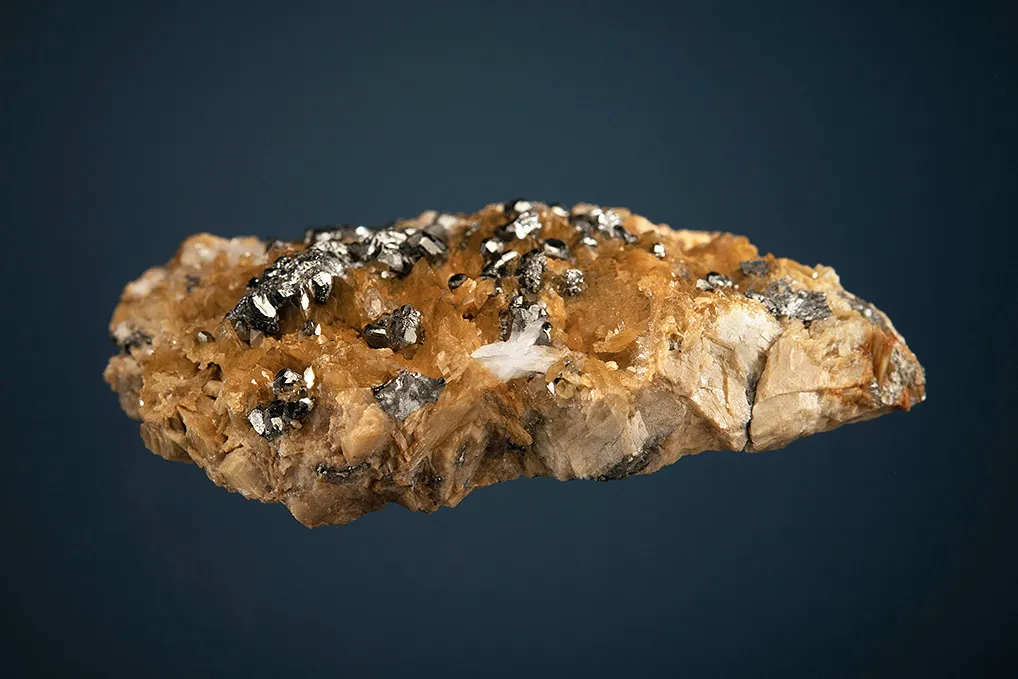 Tetrahedrite on Siderite - image 4