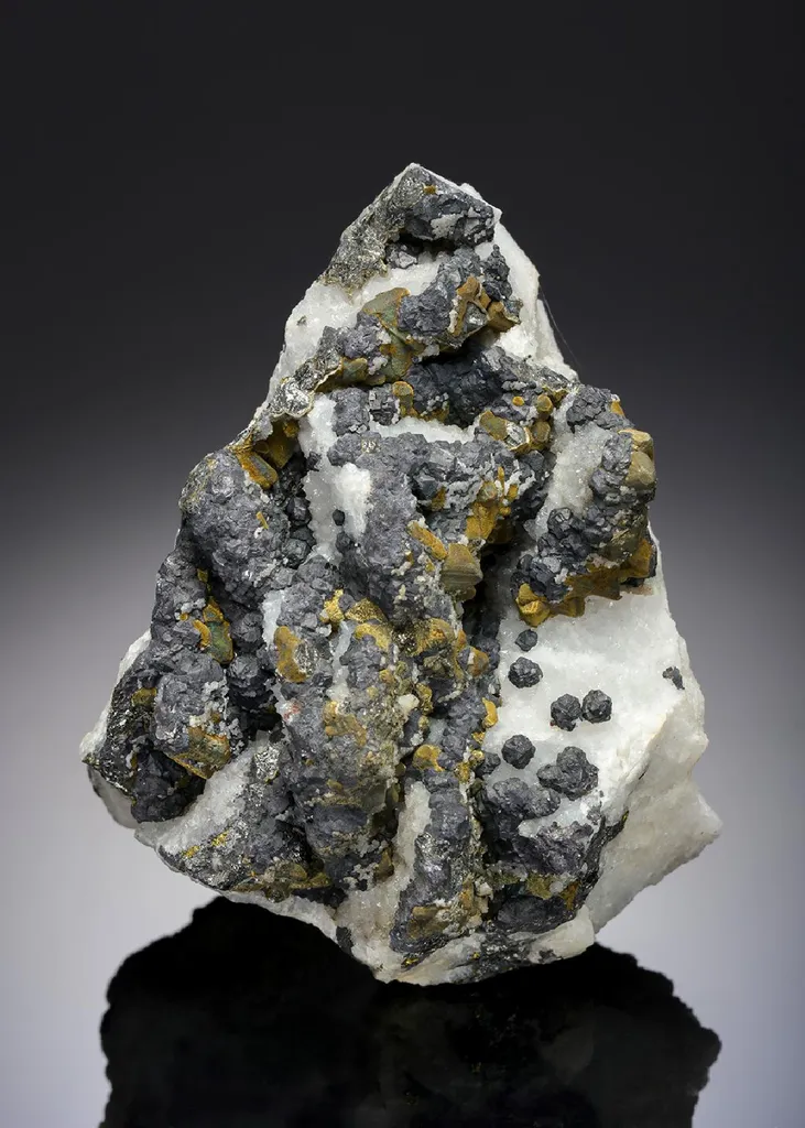 Tetrahedrite with Chalcopyrite and Galena image