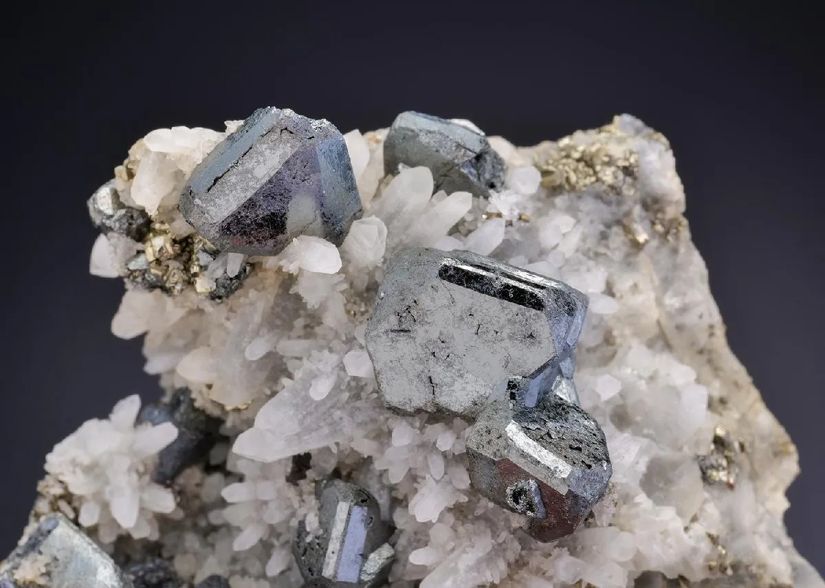 Tetrahedrite with Quartz - image 1