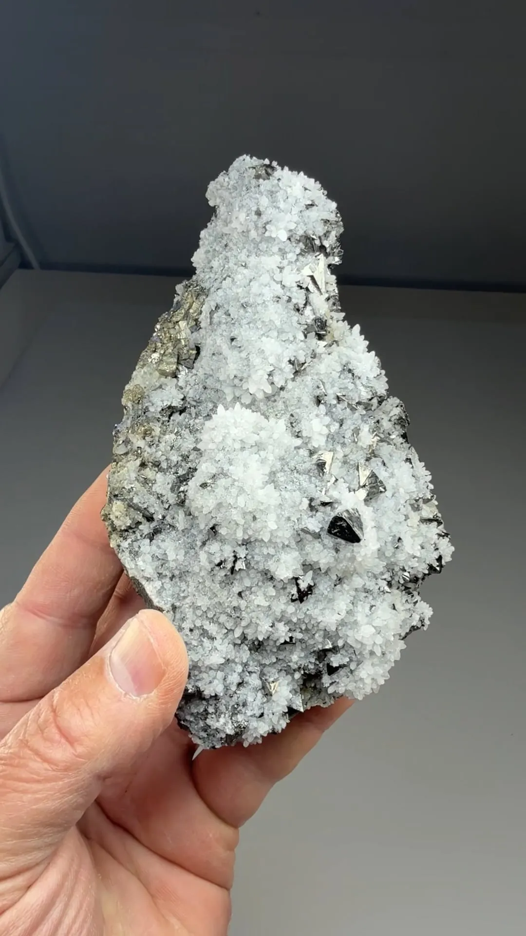 Tetrahedrite with Quartz, Calcite - image 2