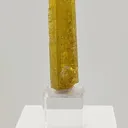 This exceptional 32.50 gram Heliodor from the legendary Padre Paraíso Pegmatite, Minas Gerais, Brazil displays a rich golden body that seamlessly transitions into a delicate Aquamarine-blue tip - image 4