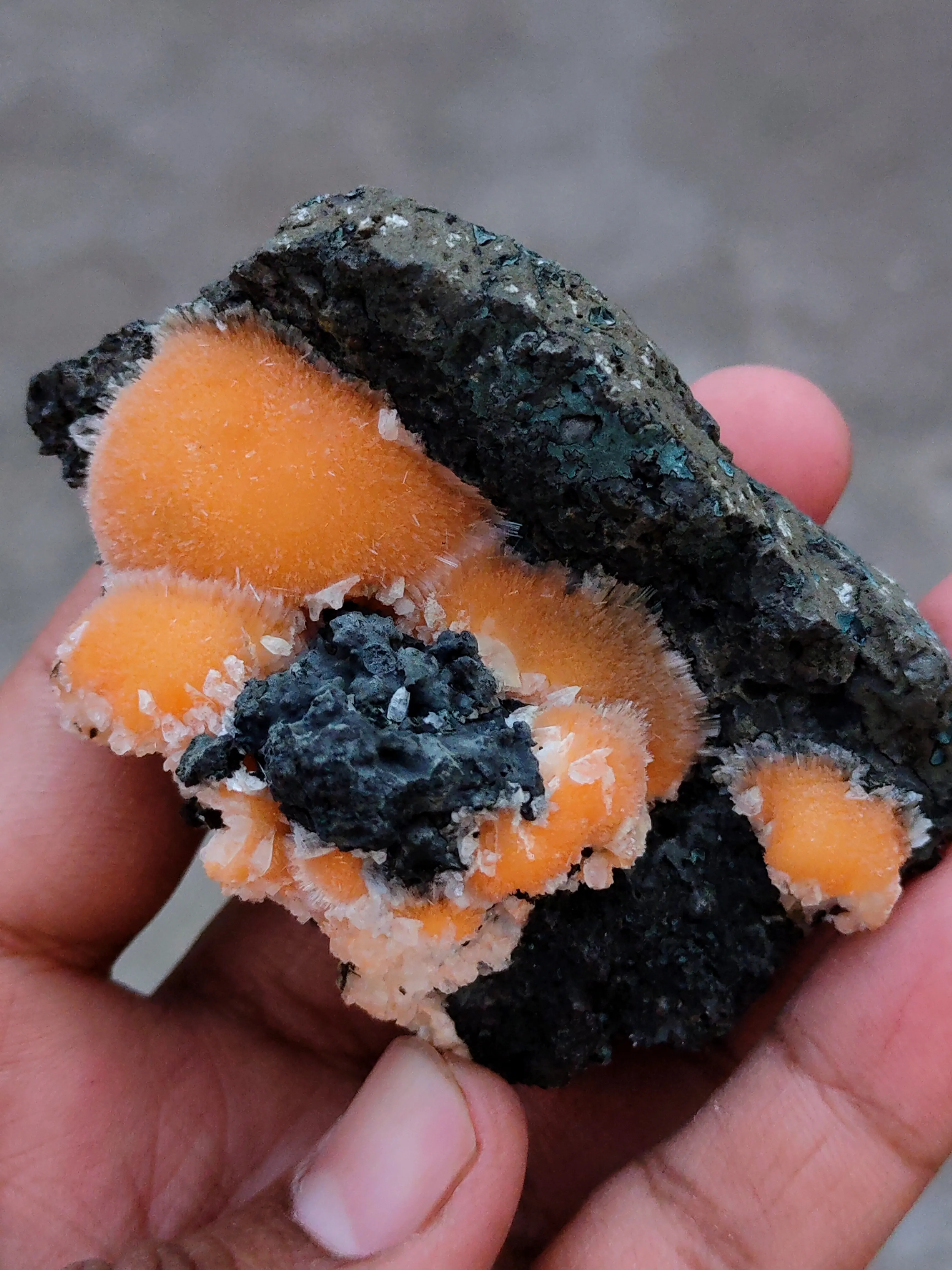 Thomsonite balls on Matrix - image 5