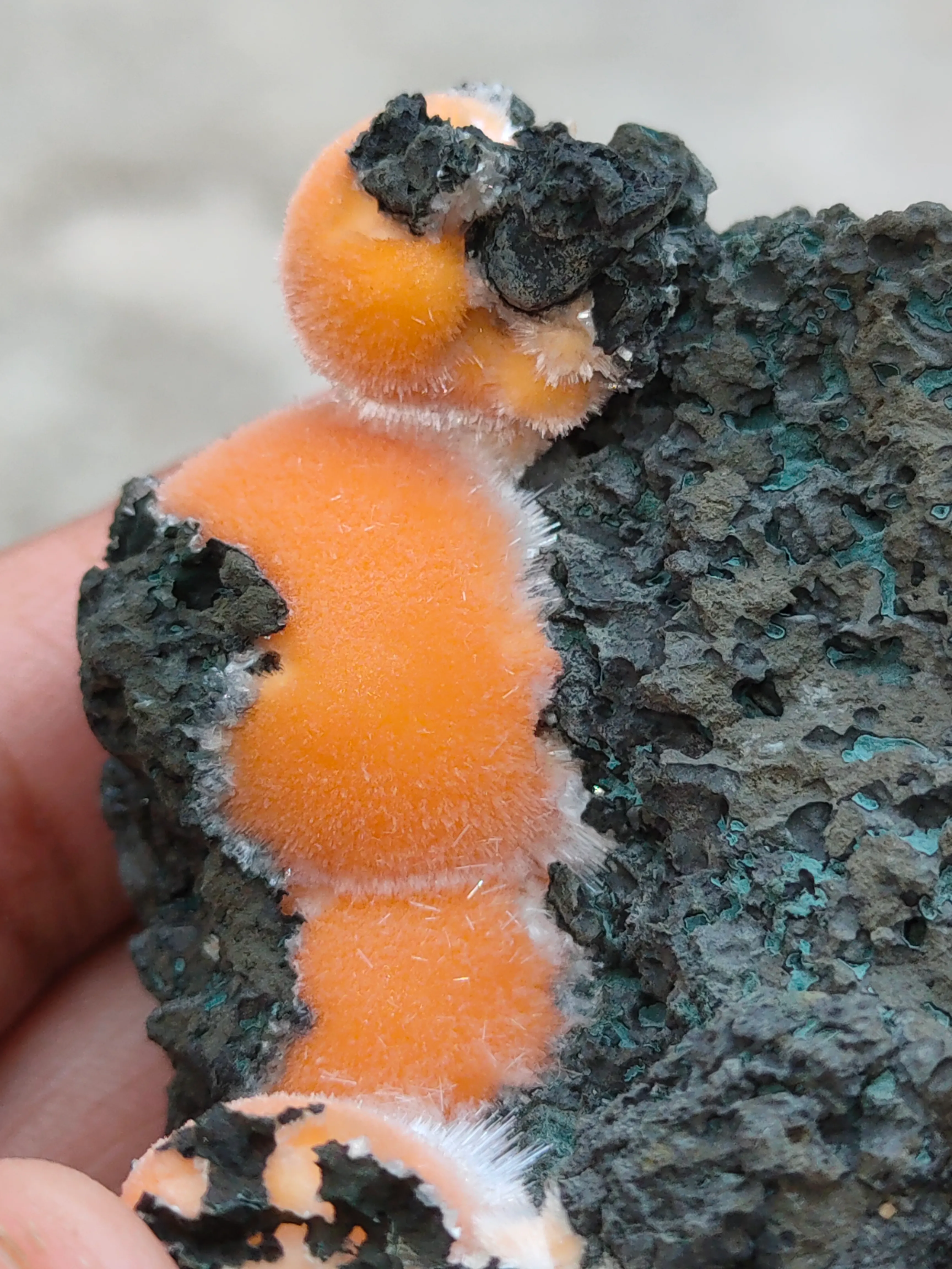 Thomsonite balls on Matrix - image 4