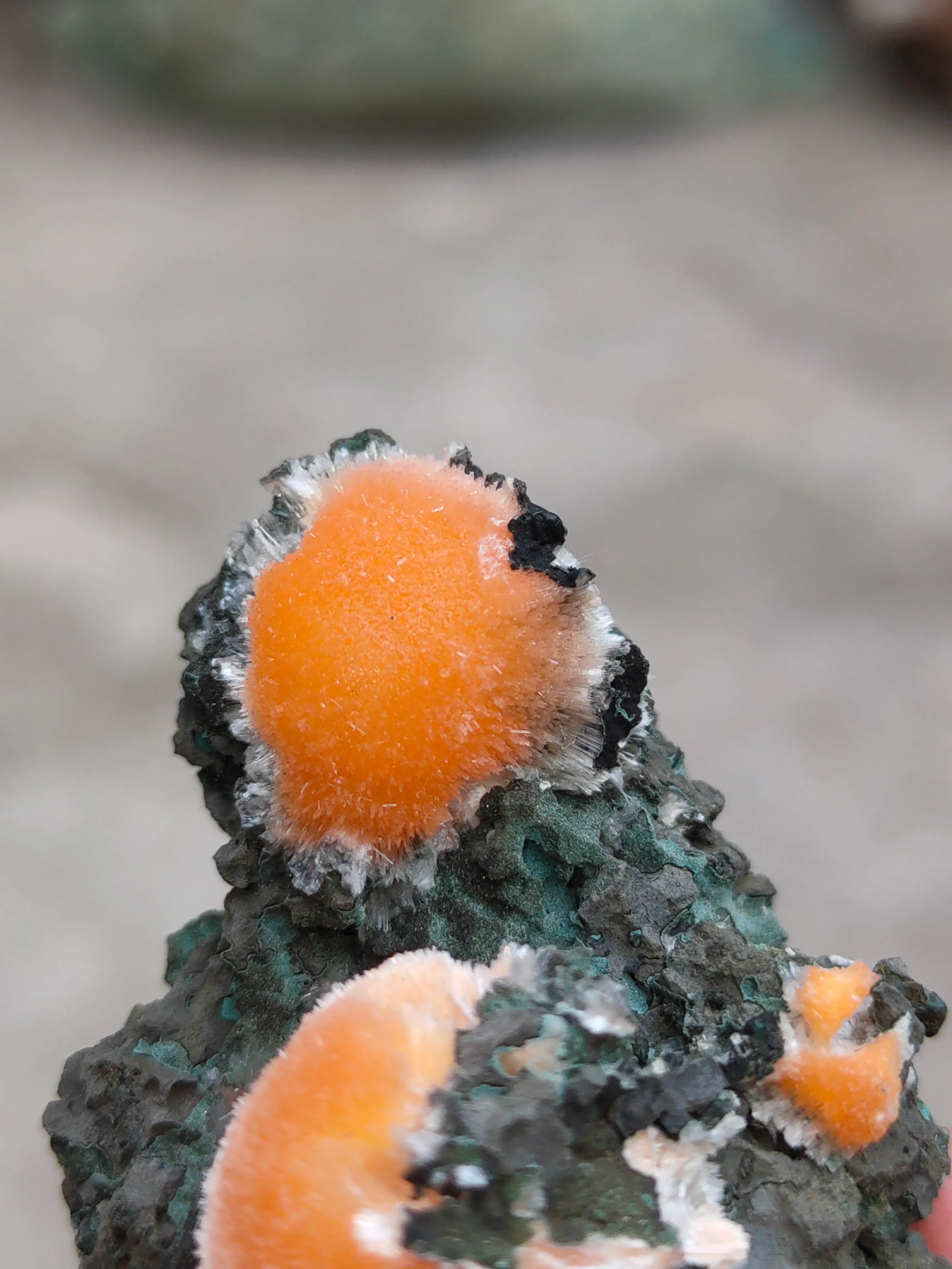 Thomsonite balls on Matrix - image 3