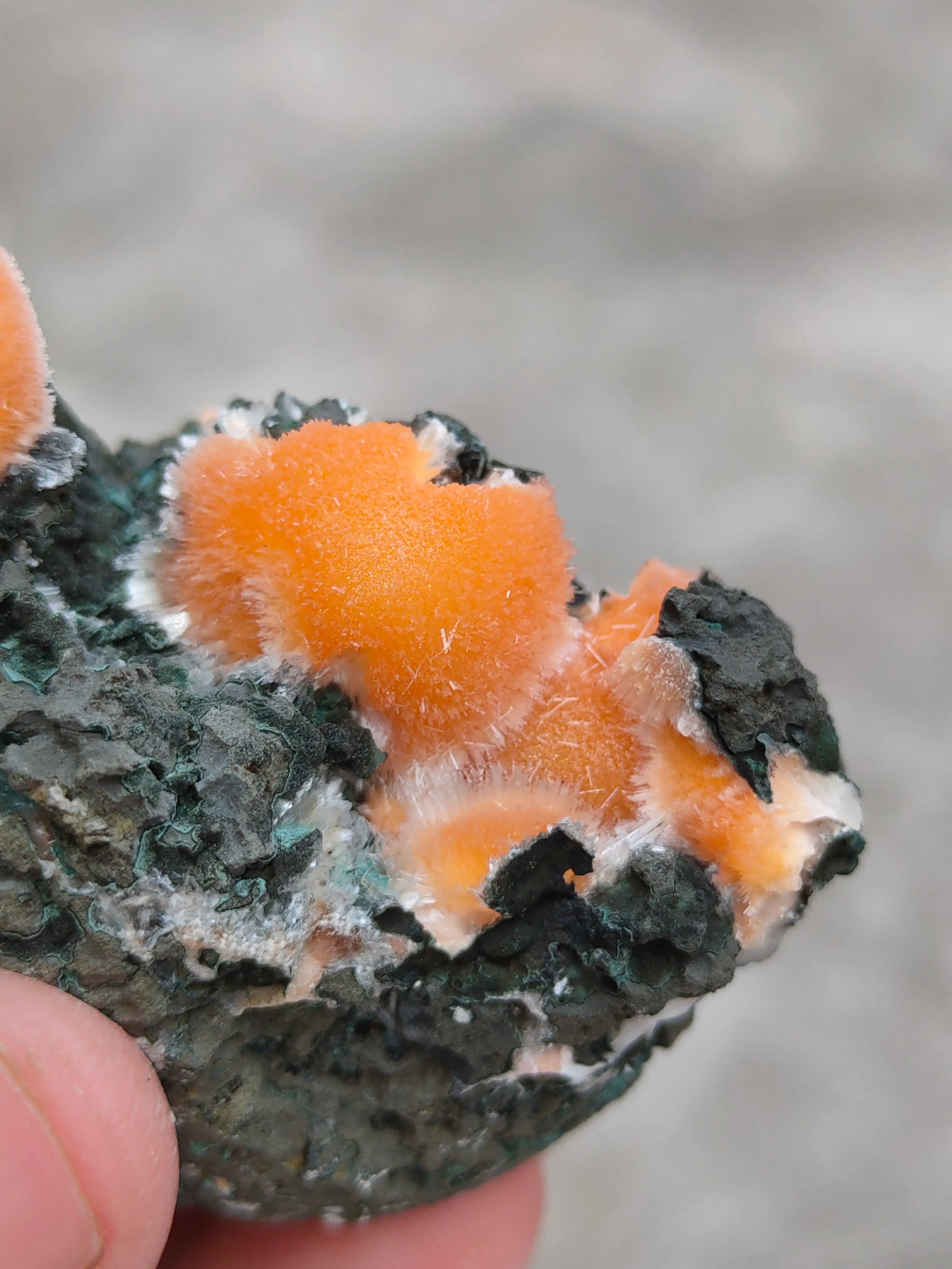 Thomsonite balls on Matrix - image 4