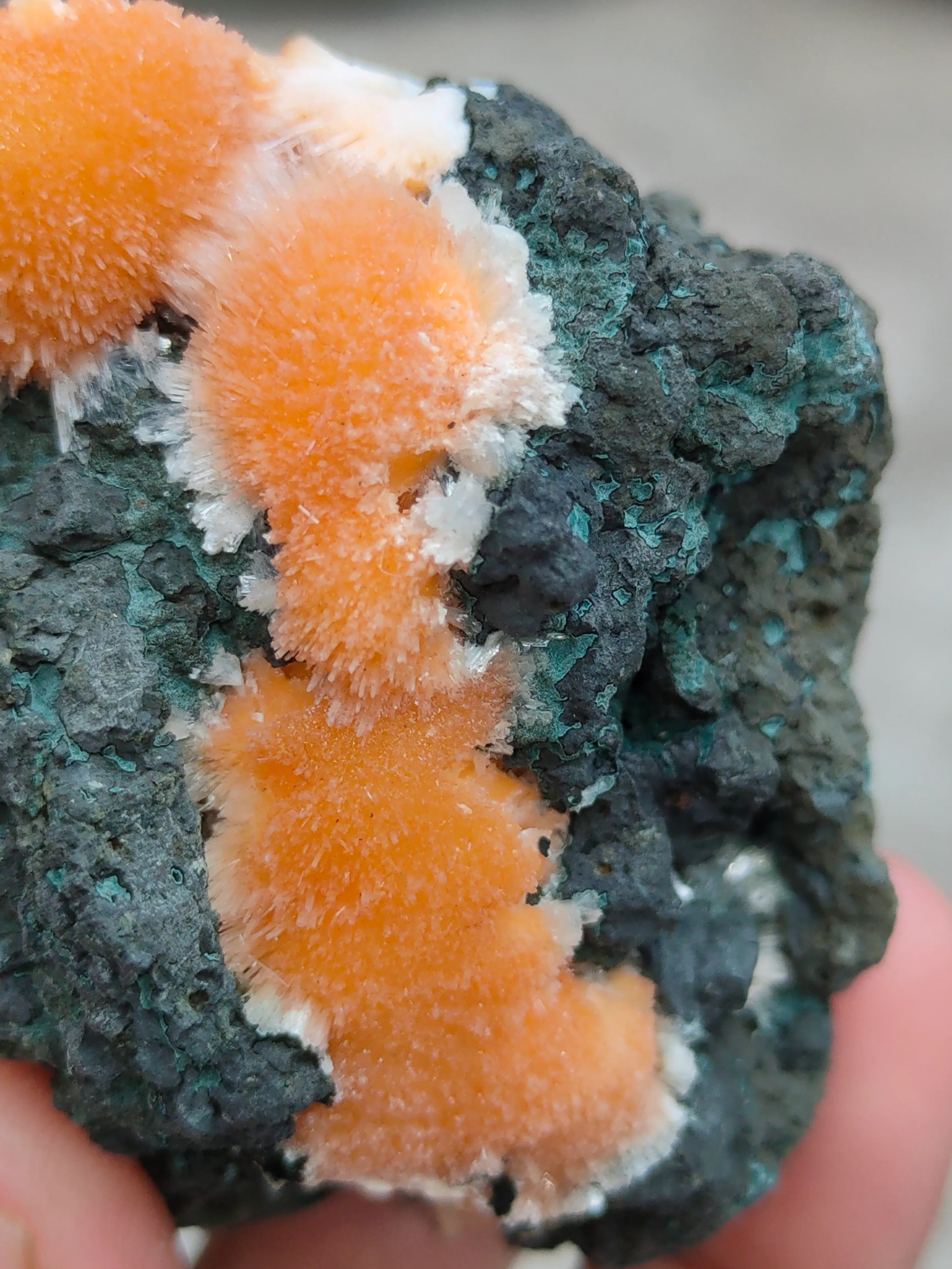 Thomsonite balls on Matrix - image 4