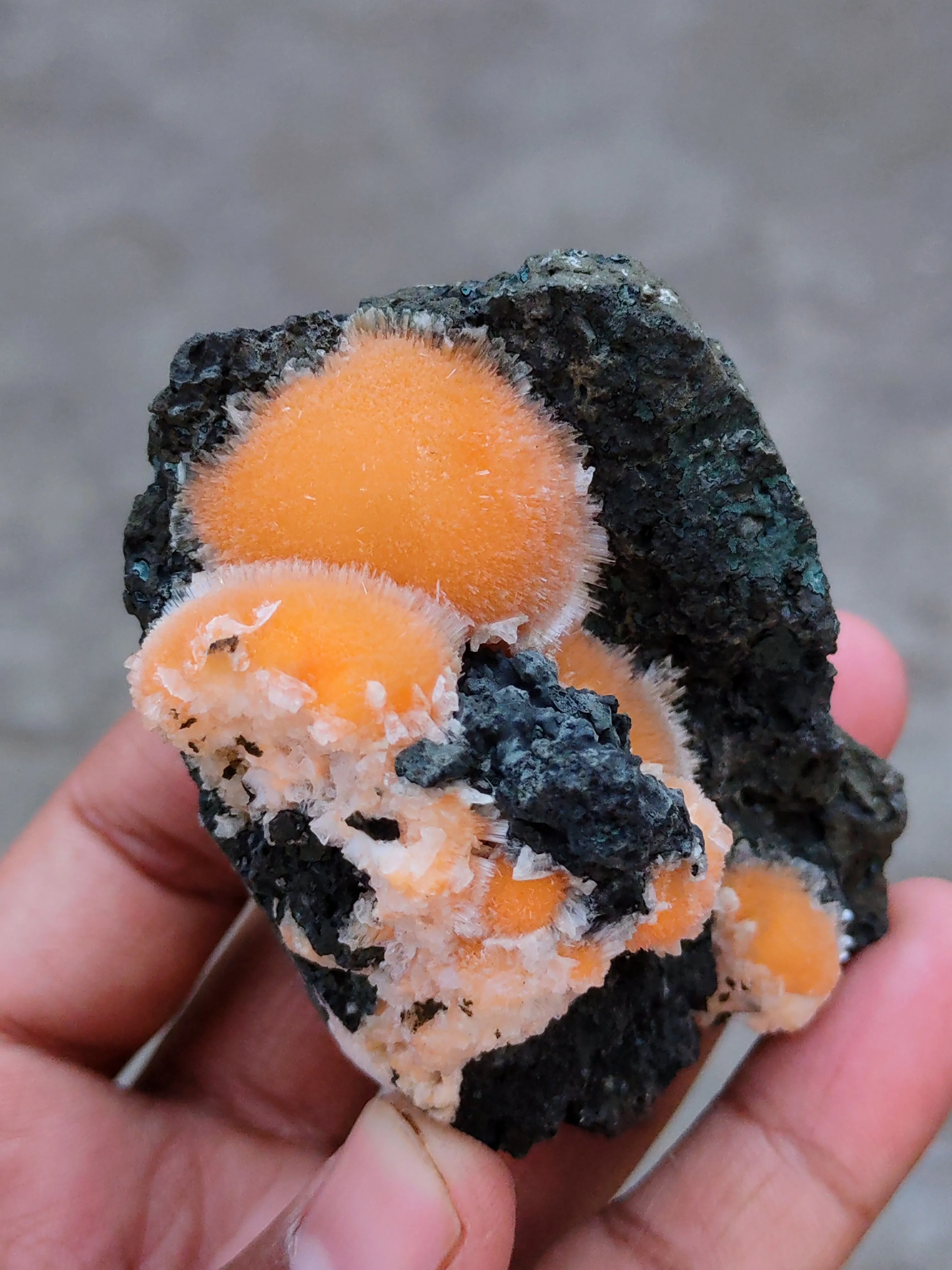 Thomsonite balls on Matrix - image 4