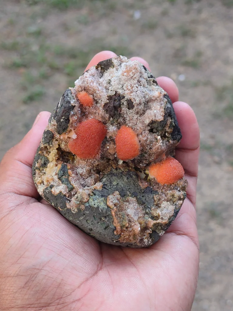 Thomsonite from Deshgaon, Madhya Pradesh, India - image 10