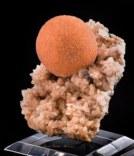 Thomsonite on Stilbite image