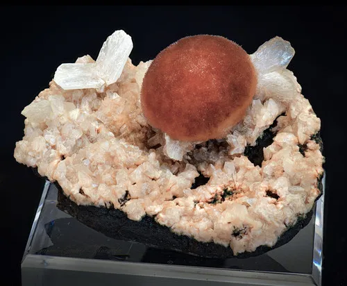 Thomsonite on Stilbite - image 2