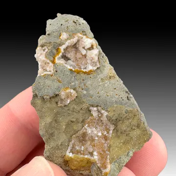 Thomsonite with Natrolite