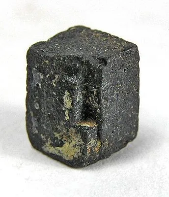 Thorianite image