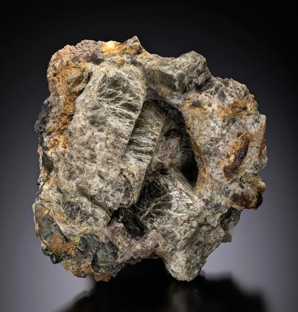 Thortveitite image